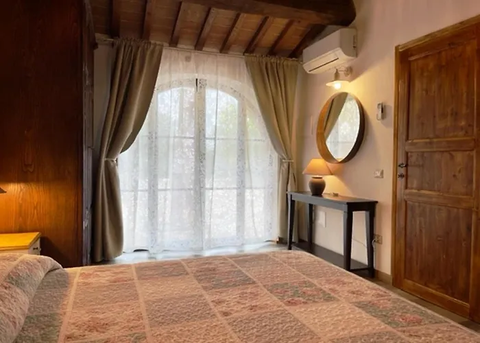 Poggio Cantarello Country Home - Tuscany